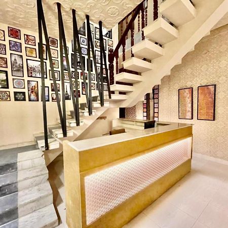 Shelton Hotel Mardan Екстериор снимка