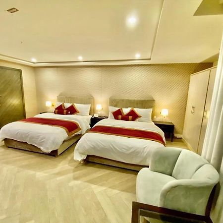 Shelton Hotel Mardan Екстериор снимка