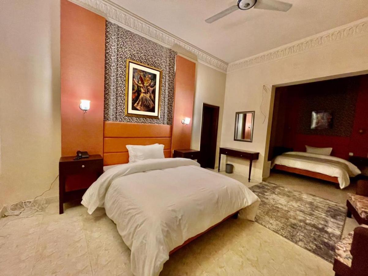 Shelton Hotel Mardan Екстериор снимка